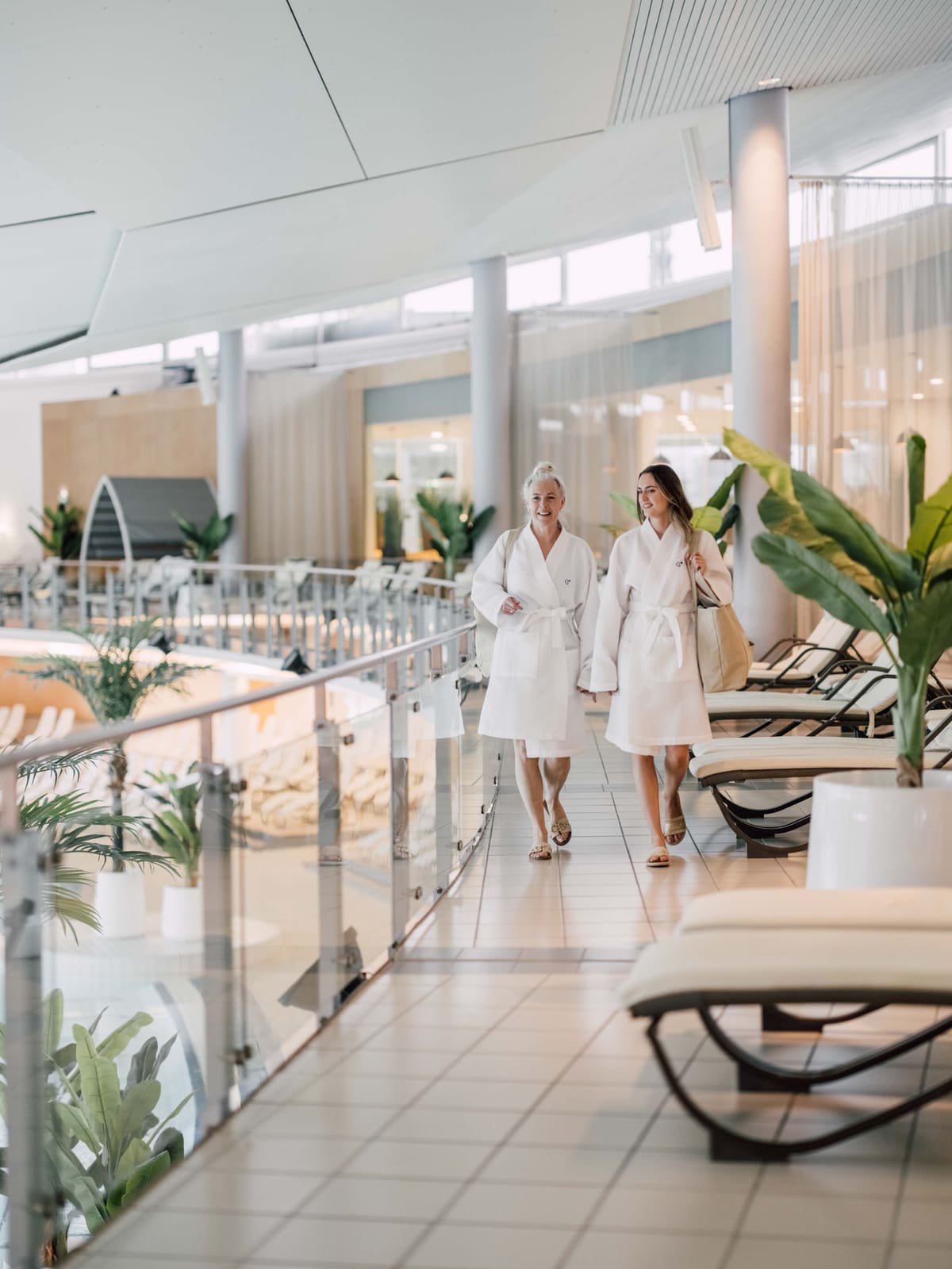 Commercial Wellness — Bademäntel